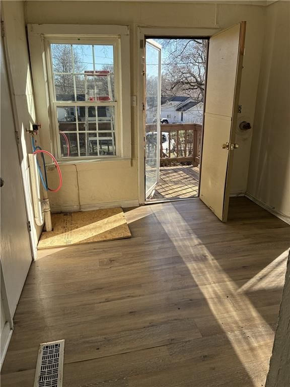 831 Ottawa Street — photo 16