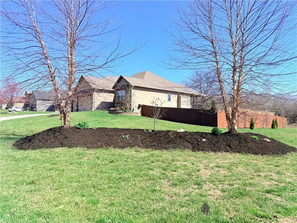 4411 SE Lariat Drive — photo 6