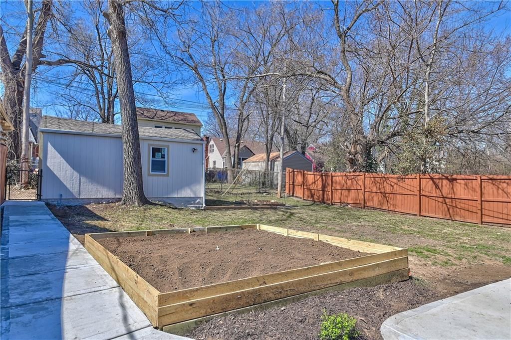 7442 Paseo Boulevard — photo 43