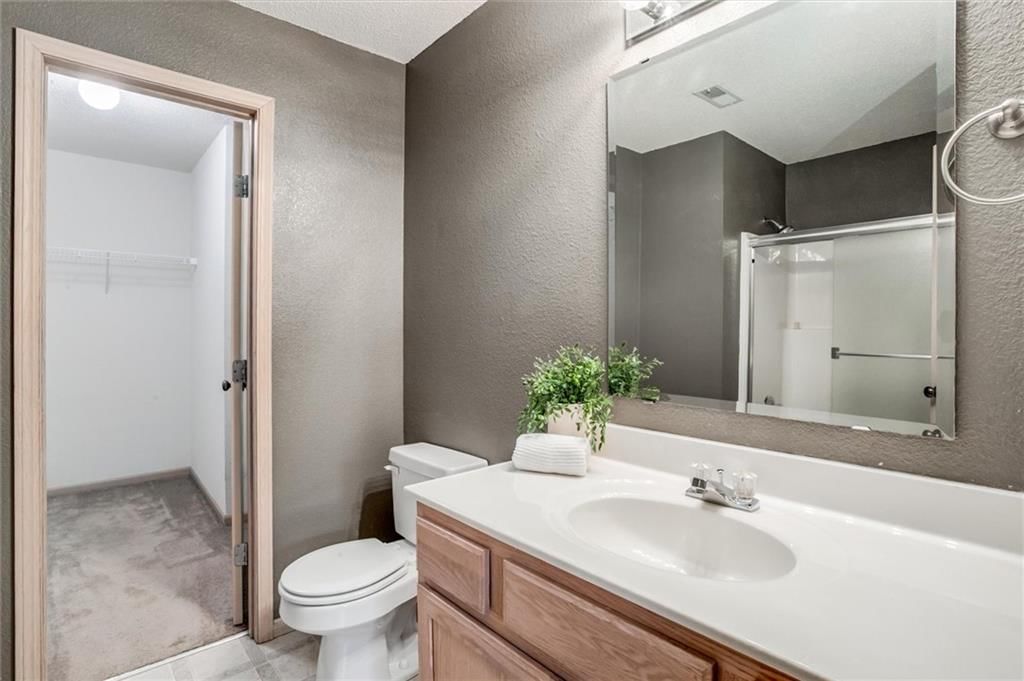 5820 NW Plantation Lane — photo 16