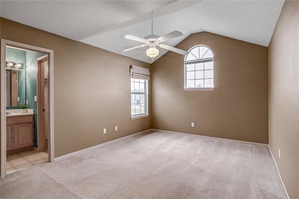 5820 NW Plantation Lane — photo 18