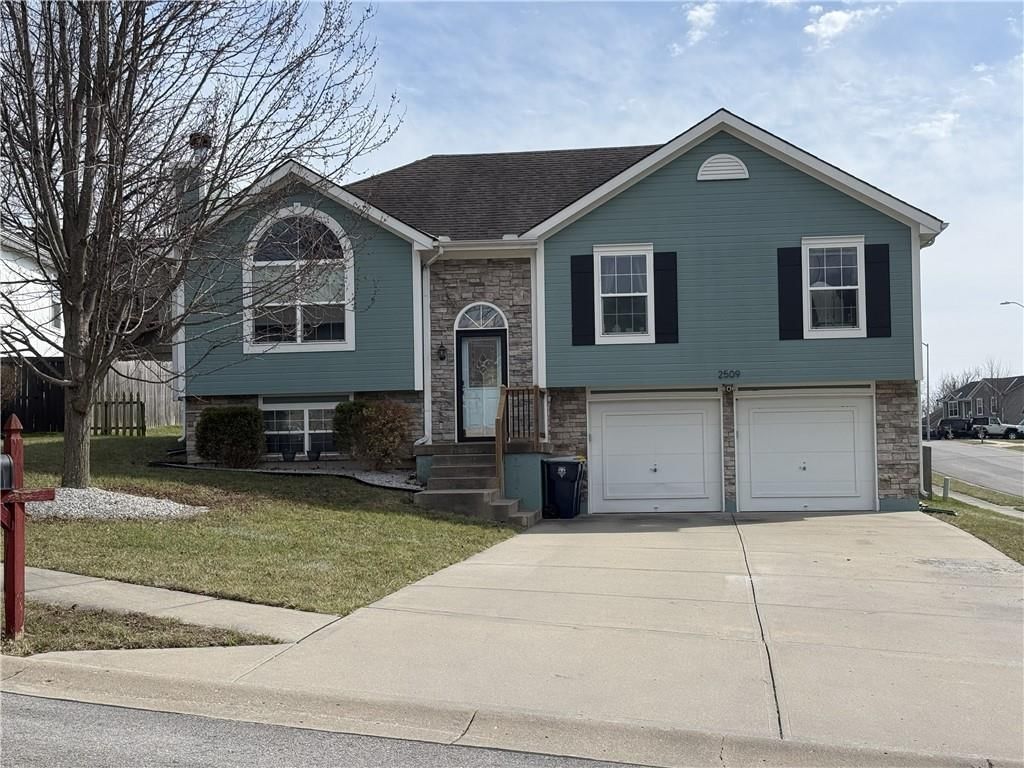 2509 NW 69th Terrace, Kansas City, MO