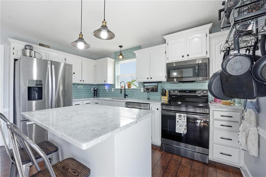 2509 NW 69th Terrace — photo 8
