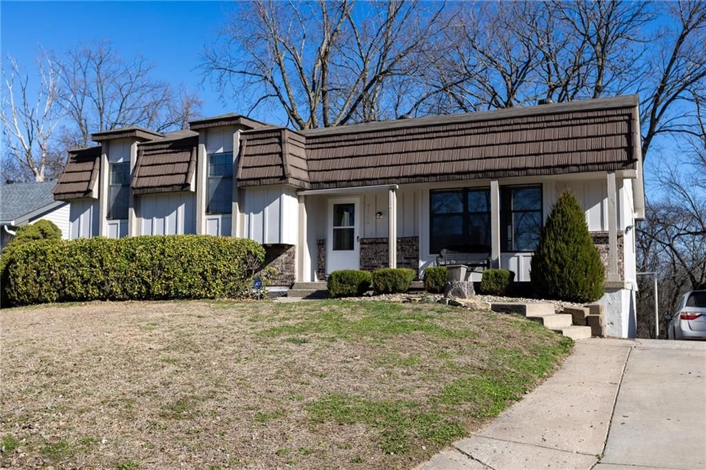 4709 NW Fisk Avenue, Kansas City, MO