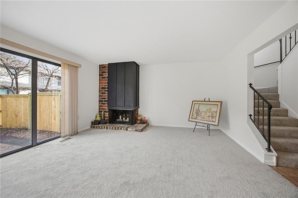 10217 Conser Street — photo 8