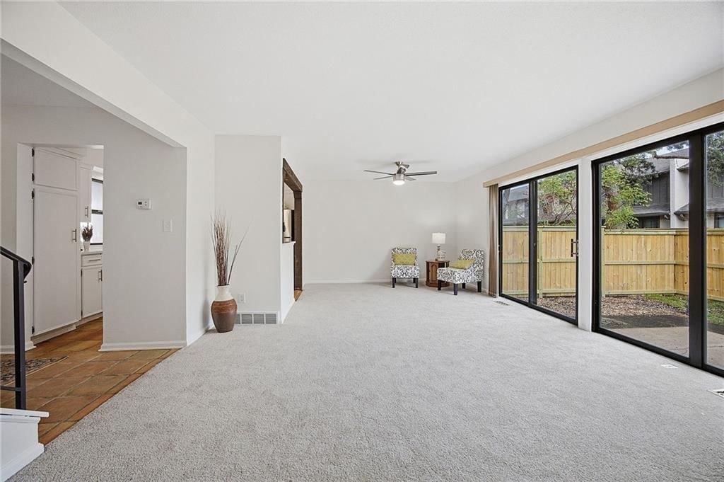 10217 Conser Street — photo 11