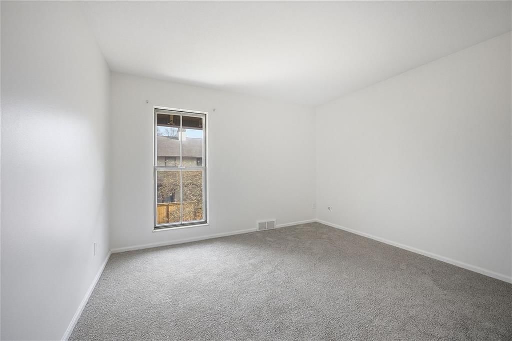10217 Conser Street — photo 22