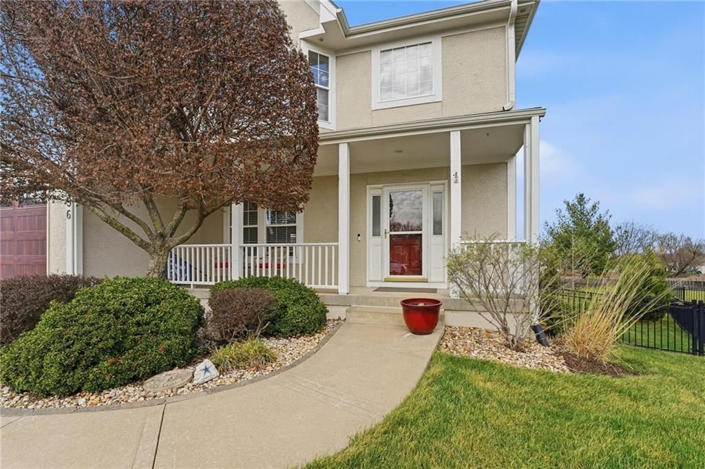 1256 SW Summit Crossing Circle — photo 3