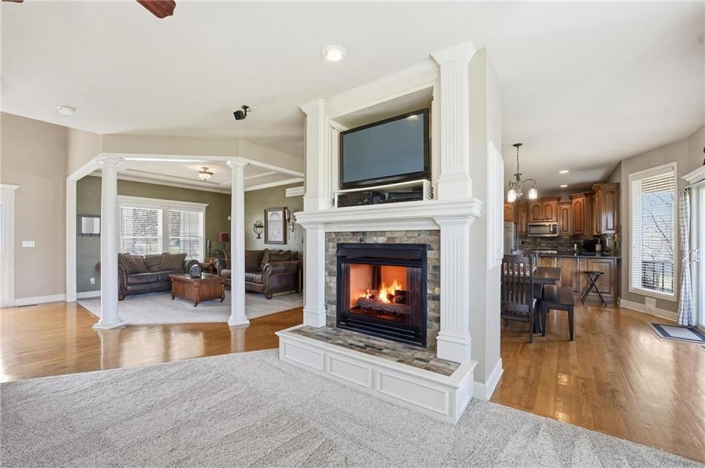 1256 SW Summit Crossing Circle — photo 11