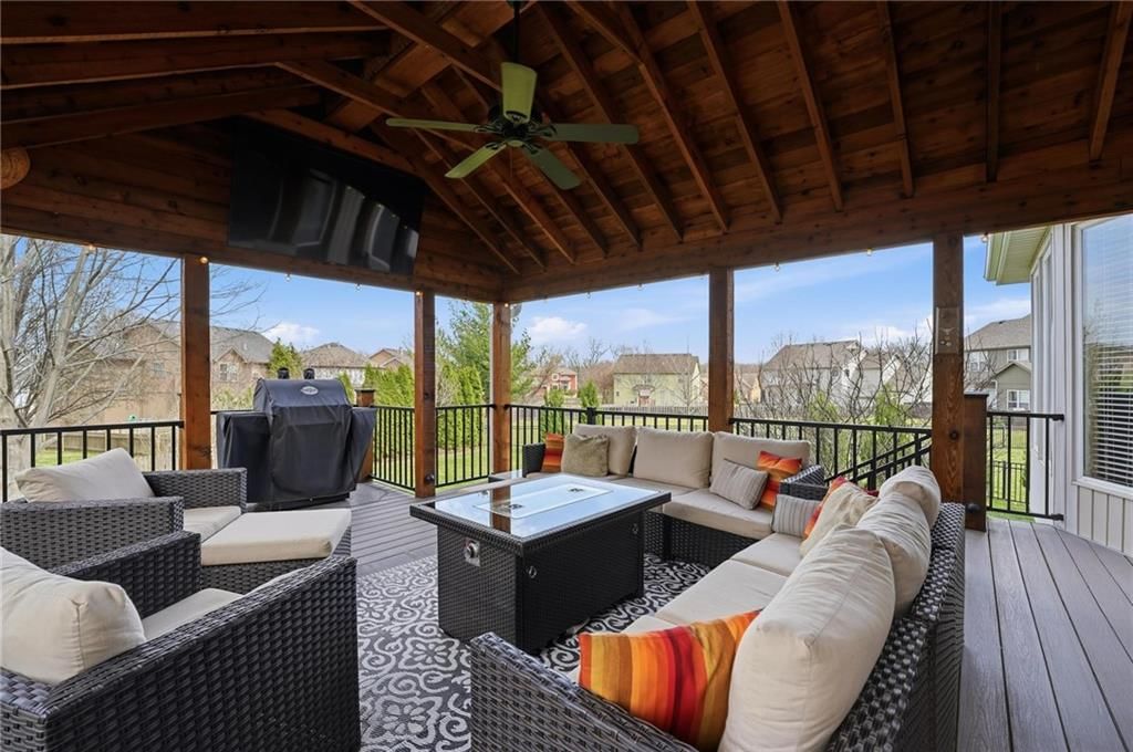 1256 SW Summit Crossing Circle — photo 48