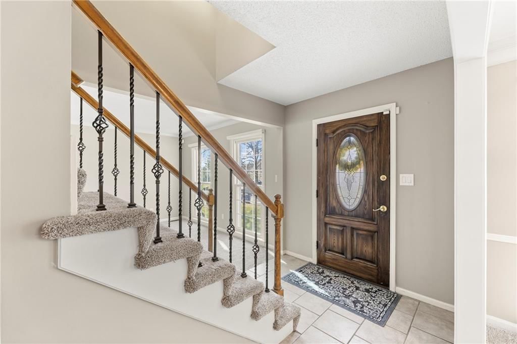 202 NW Ironbark Street — photo 3