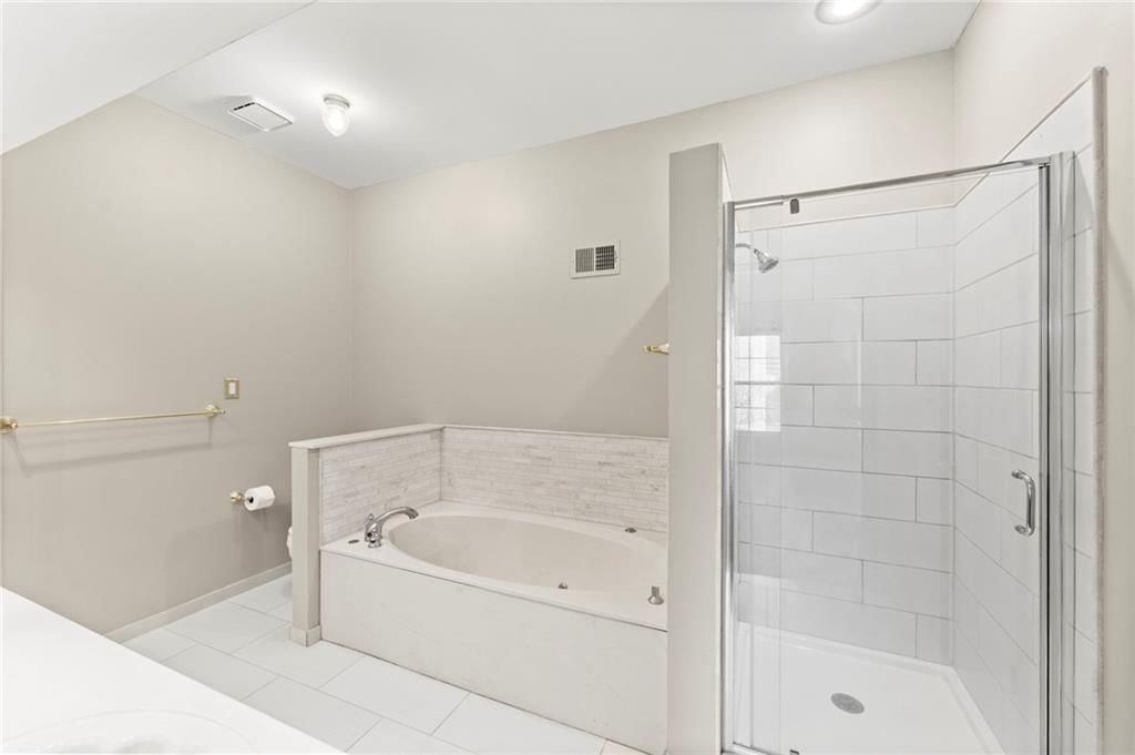 202 NW Ironbark Street — photo 21