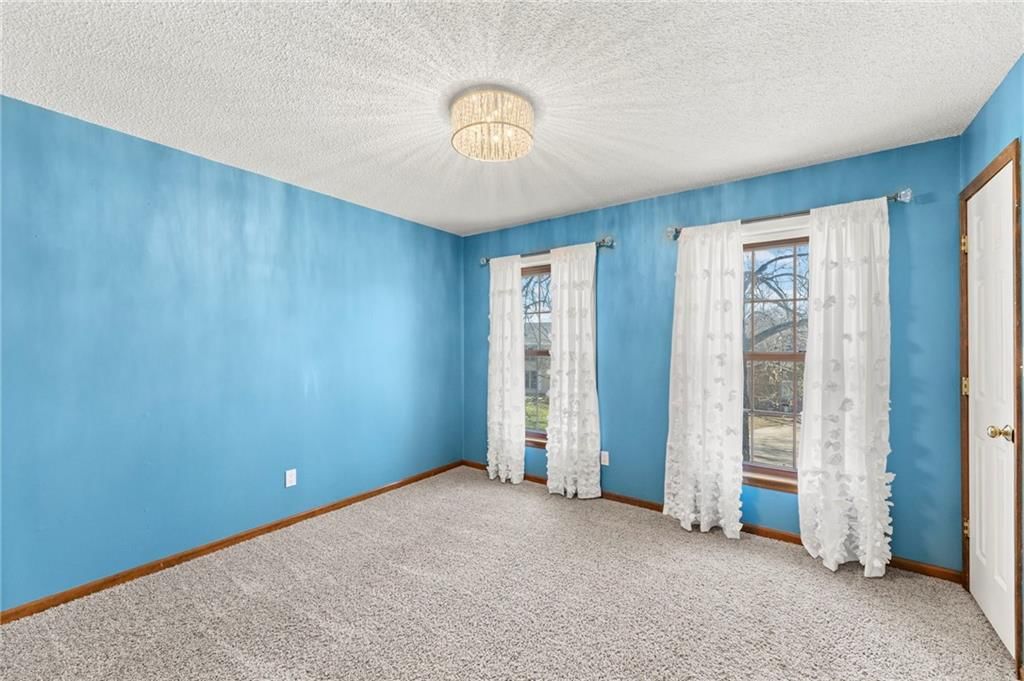 202 NW Ironbark Street — photo 25