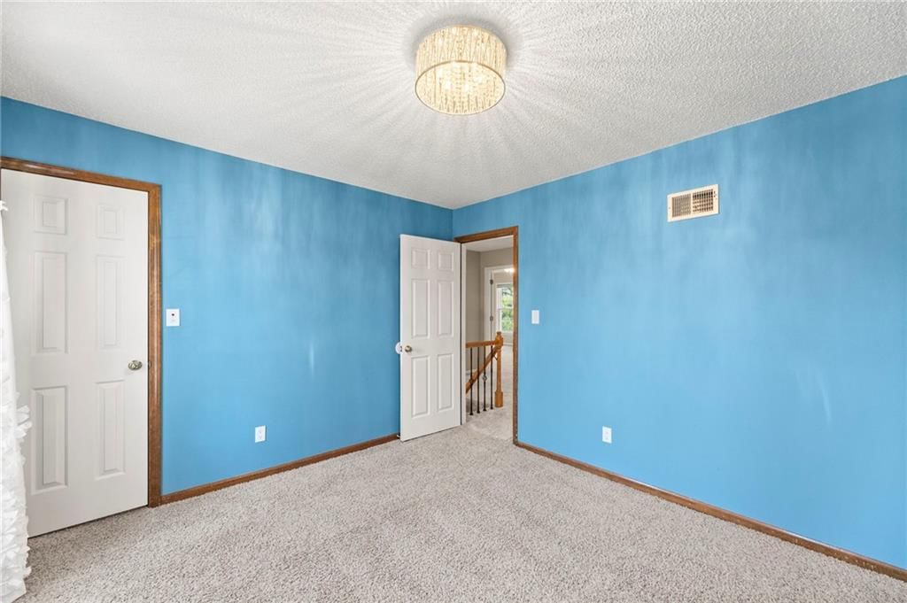 202 NW Ironbark Street — photo 26