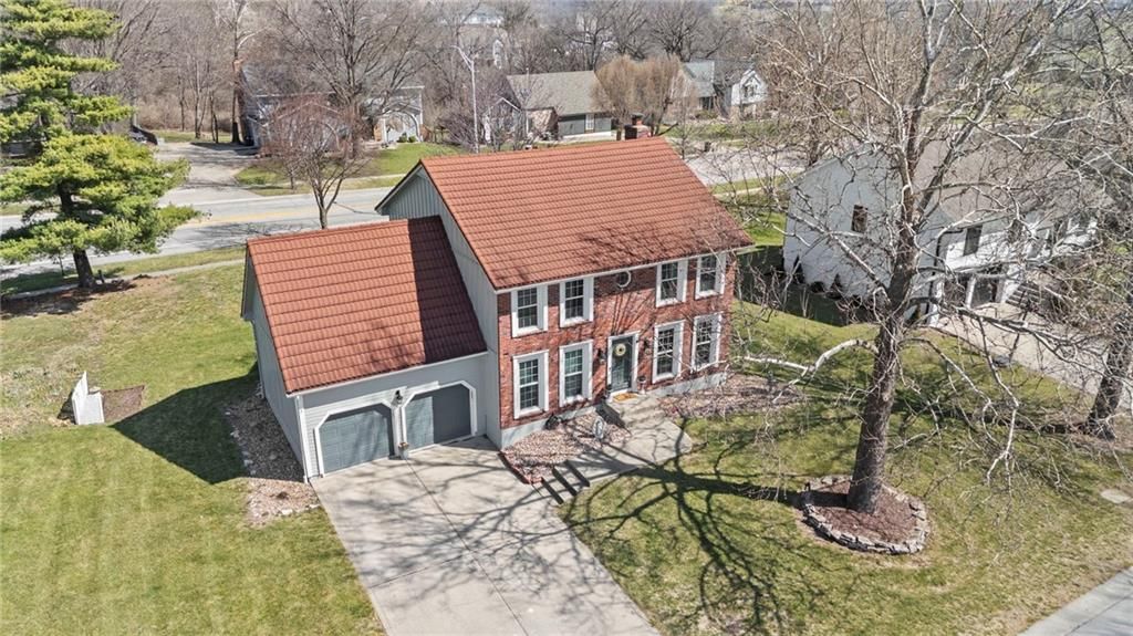 202 NW Ironbark Street — photo 43