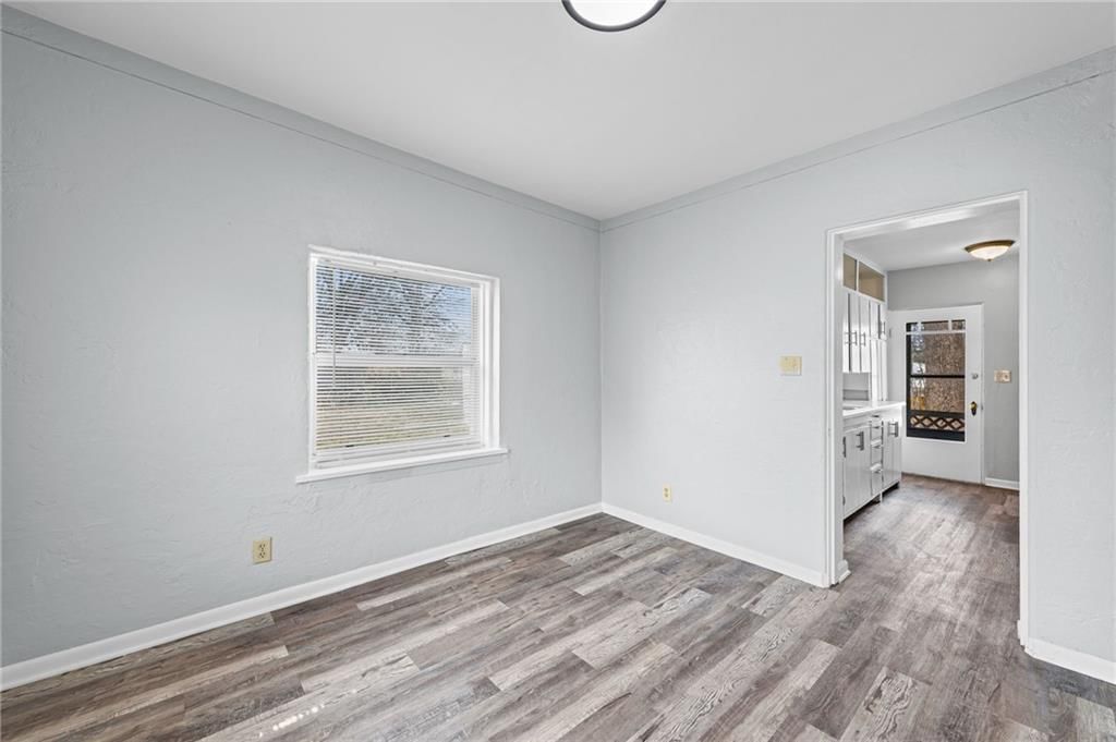 2104 S Norwood Avenue — photo 12