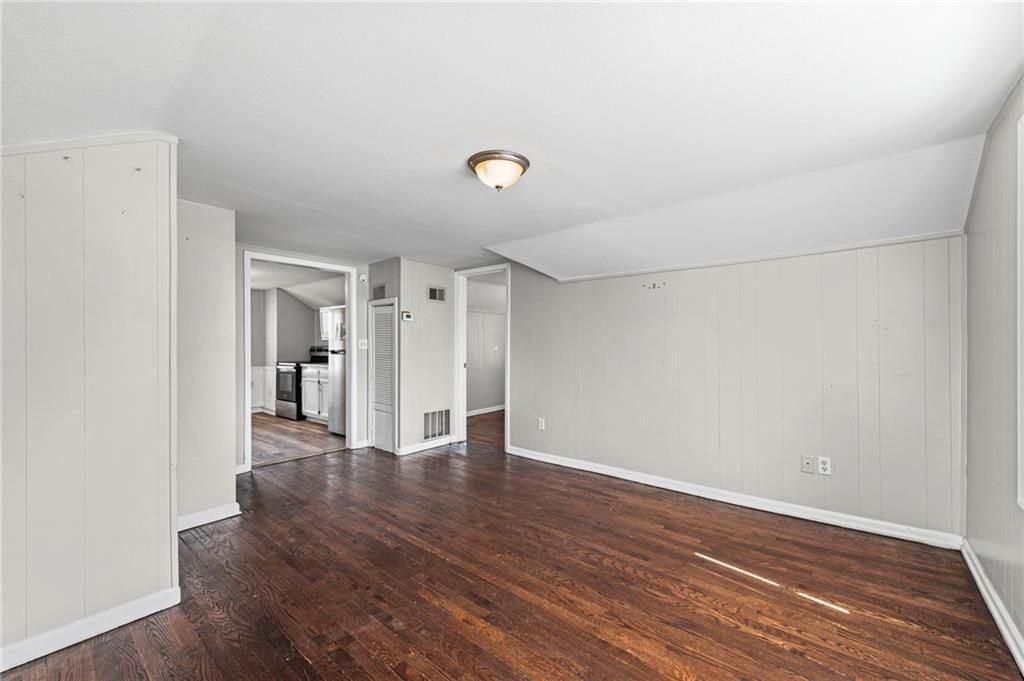 2104 S Norwood Avenue — photo 18
