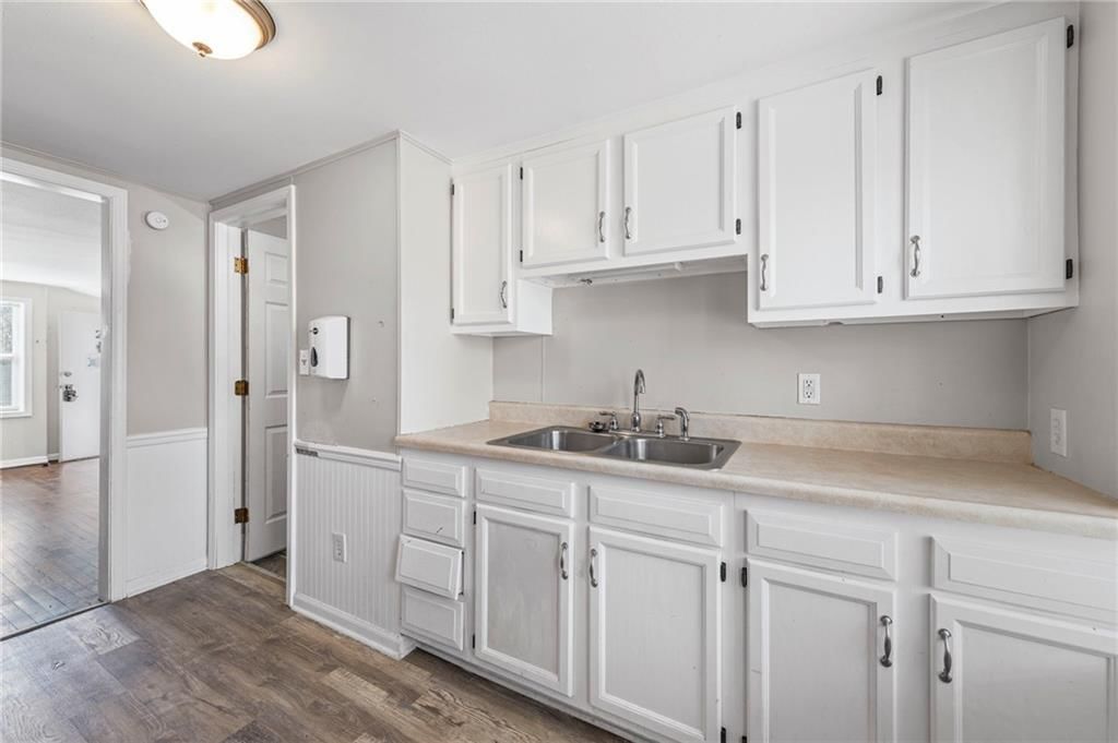 2104 S Norwood Avenue — photo 27