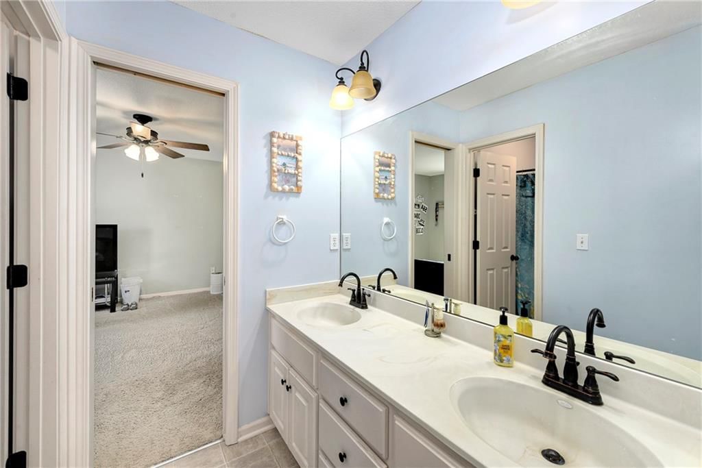 1313 Stone Lane — photo 32