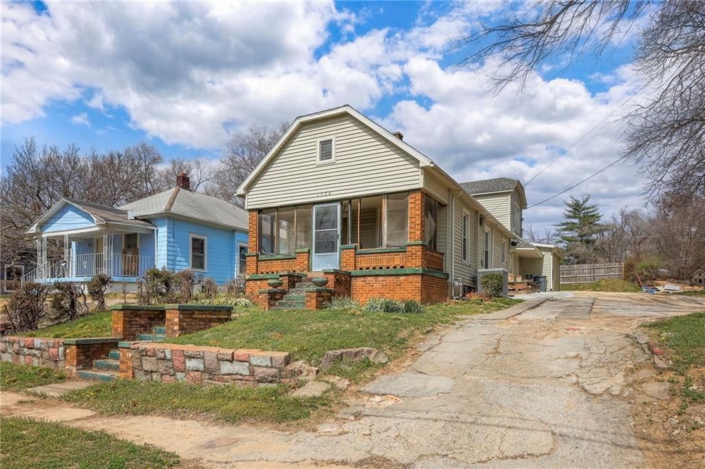 1508 Rowland Avenue — photo 4