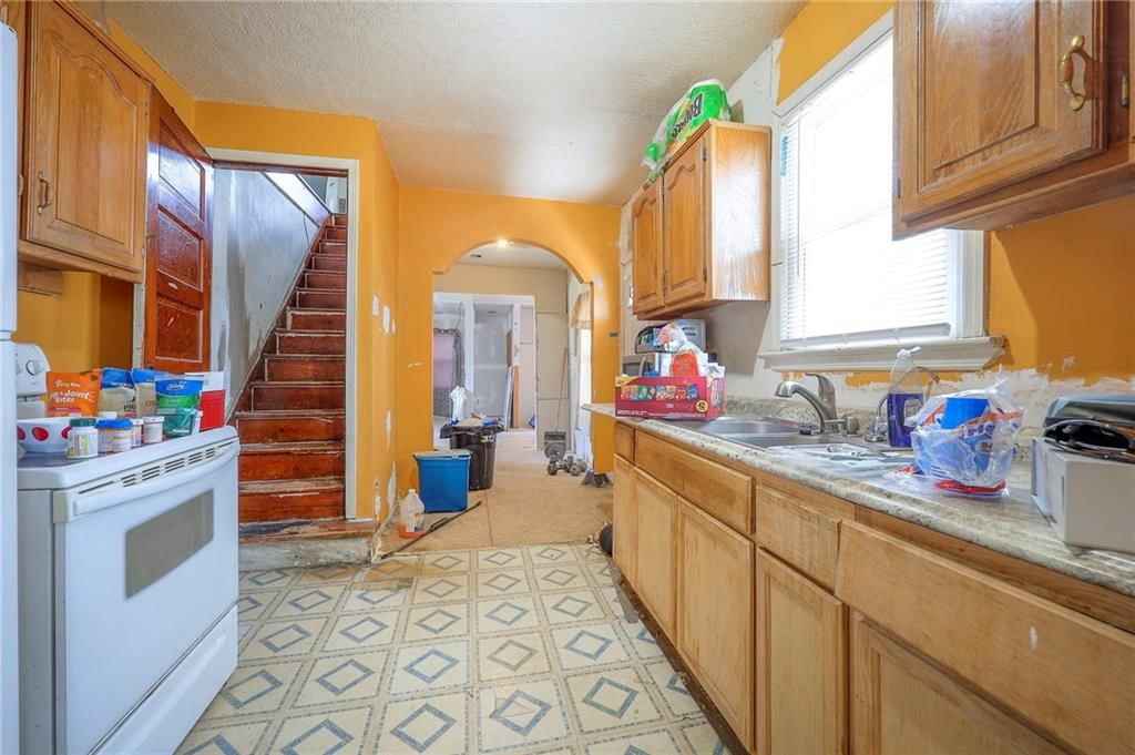 1508 Rowland Avenue — photo 10