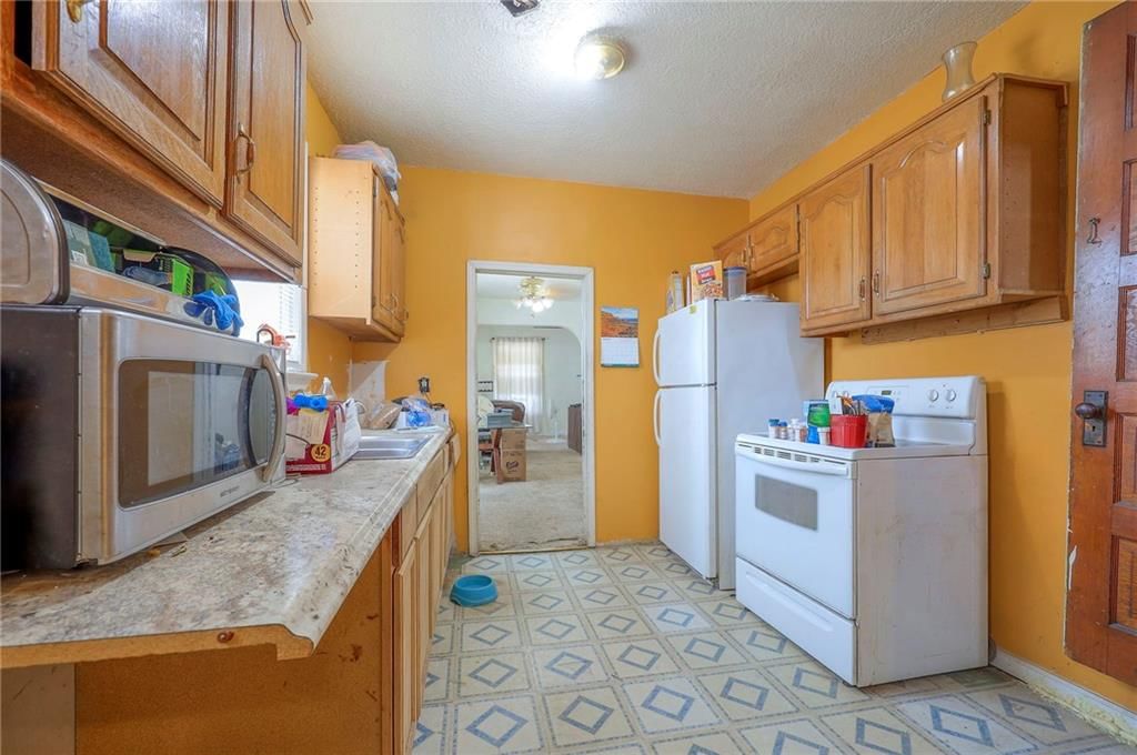 1508 Rowland Avenue — photo 12