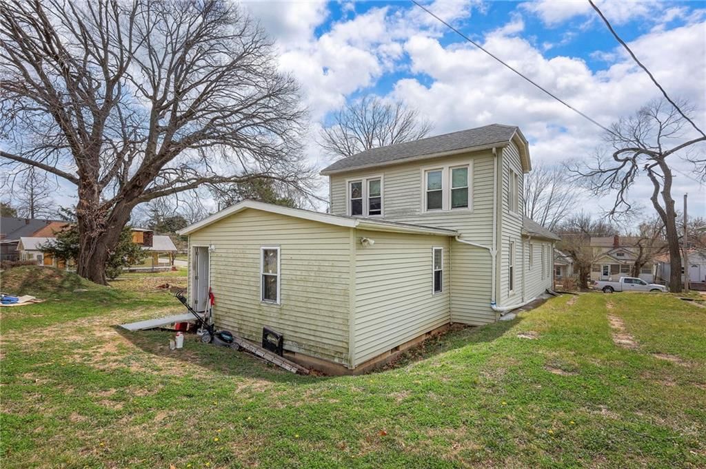 1508 Rowland Avenue — photo 20