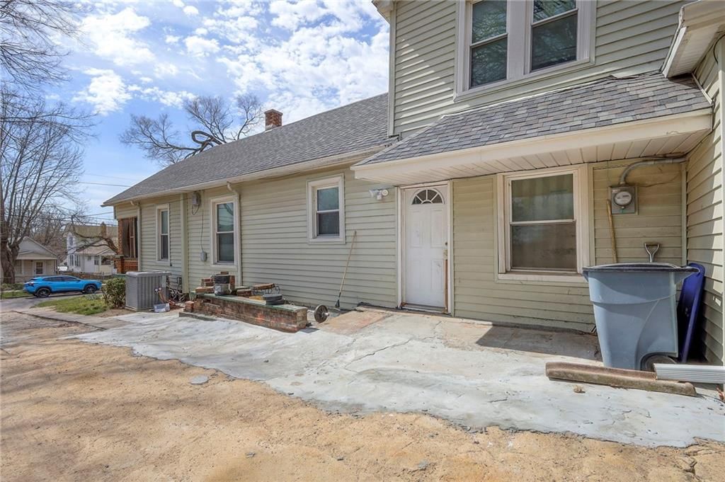 1508 Rowland Avenue — photo 22