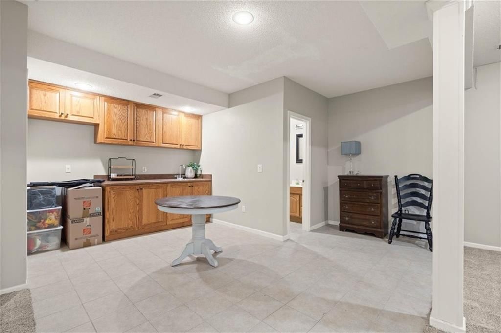 8810 W 147th Terrace — photo 32