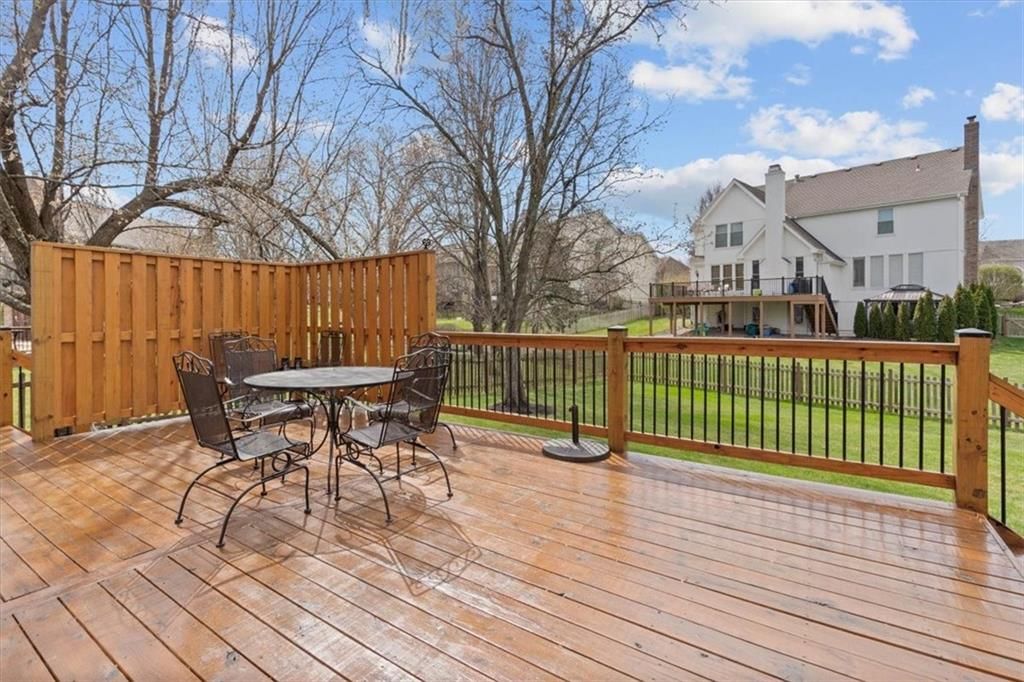 8810 W 147th Terrace — photo 34