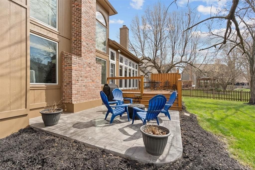 8810 W 147th Terrace — photo 35