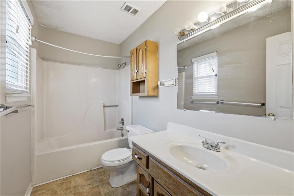 8749 NW 82nd Street — photo 16