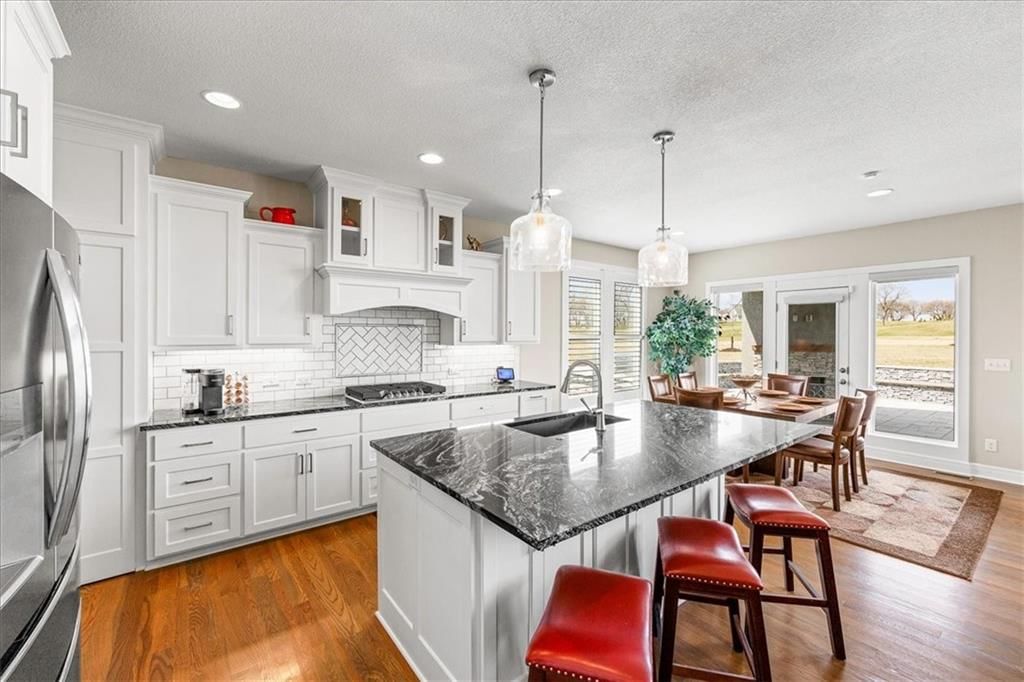 10008 N Revere Court — photo 8