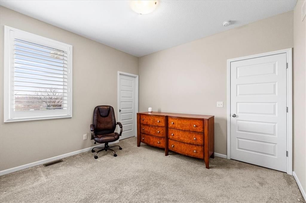 10008 N Revere Court — photo 21