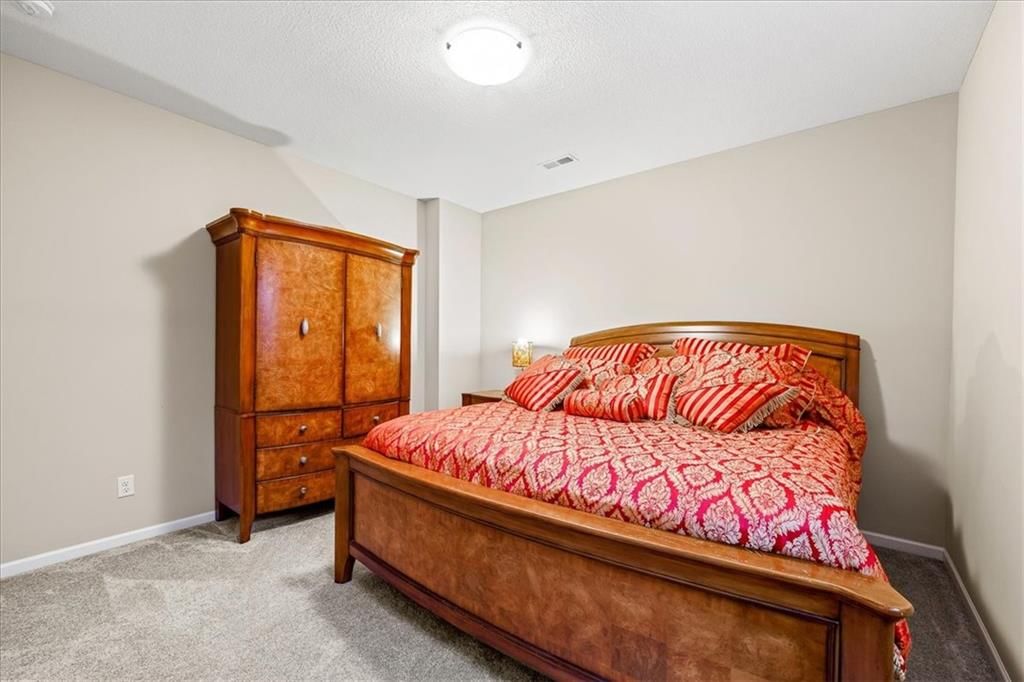 10008 N Revere Court — photo 28