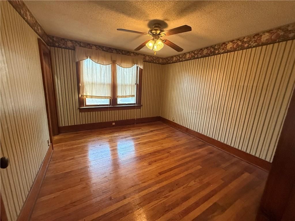 303 S Elm Street — photo 18