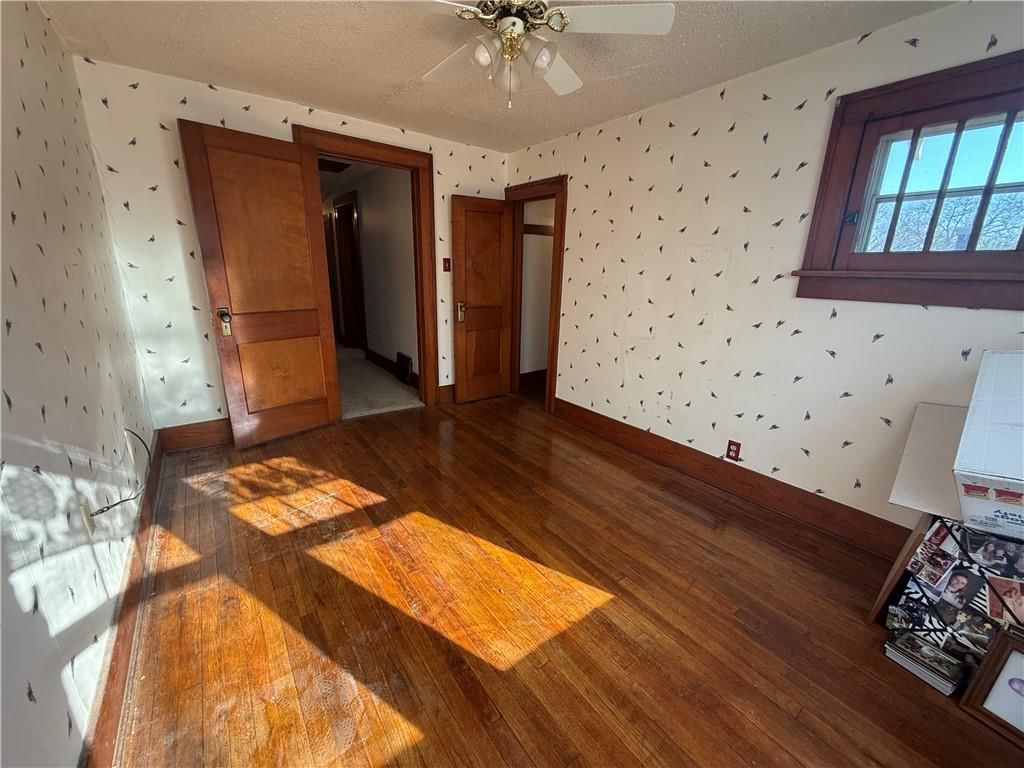 303 S Elm Street — photo 19