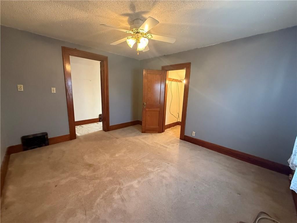 303 S Elm Street — photo 23