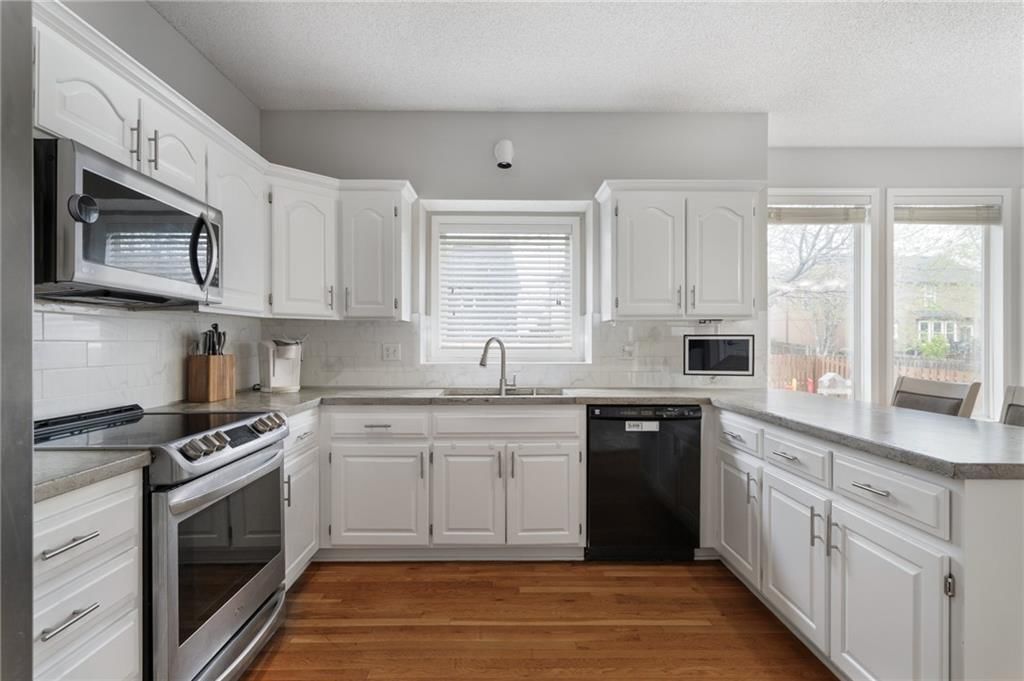 21436 W 48th. Street — photo 9