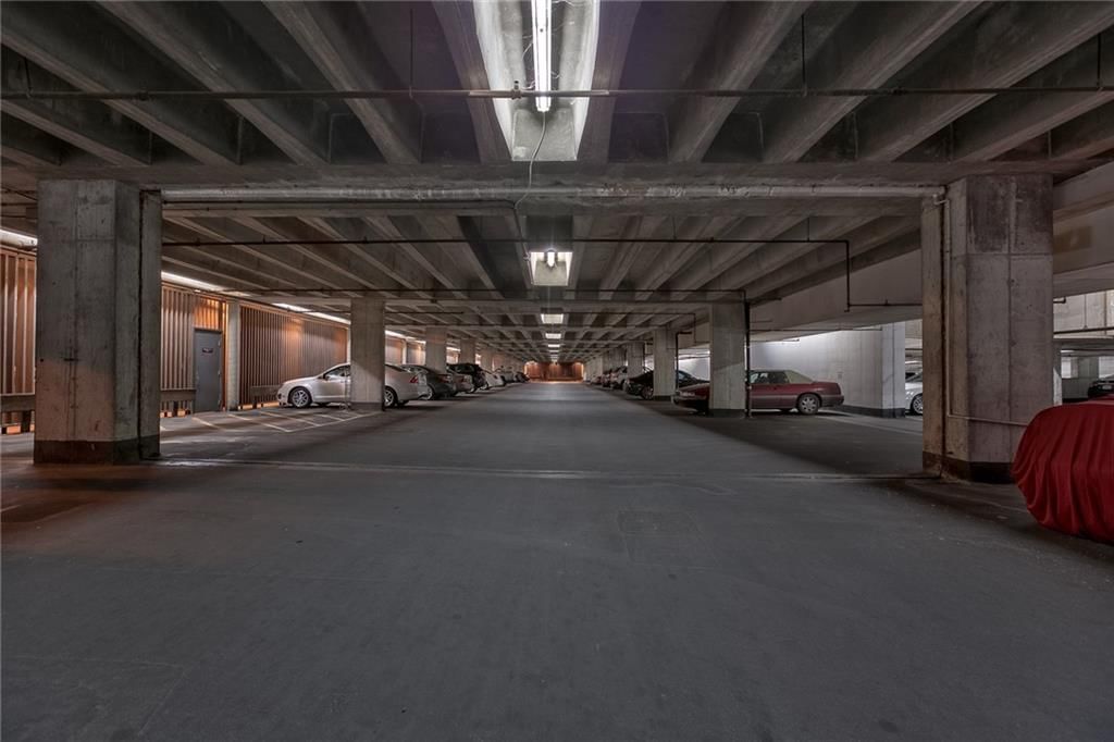 2510 Grand Boulevard — photo 34