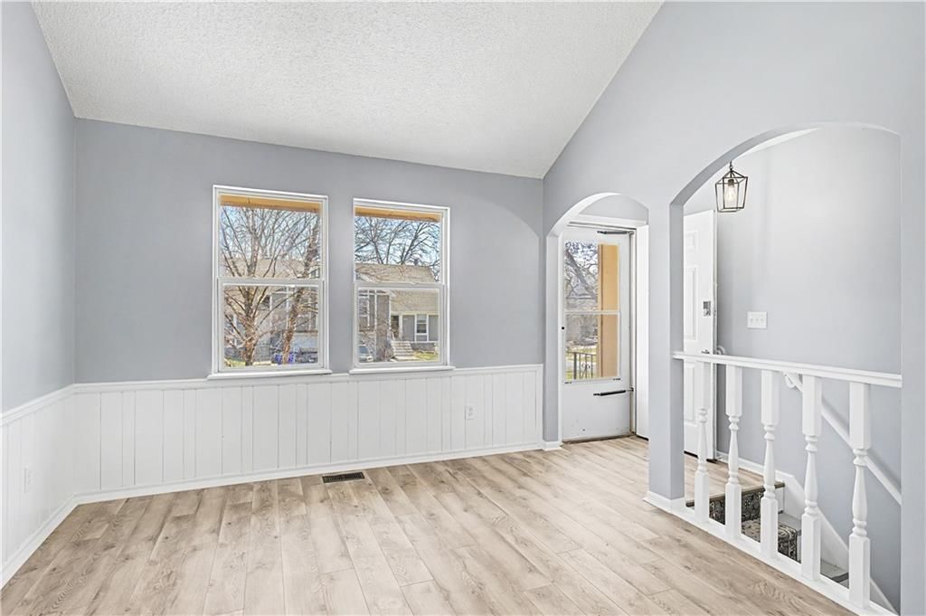 8270 Perry Street — photo 4