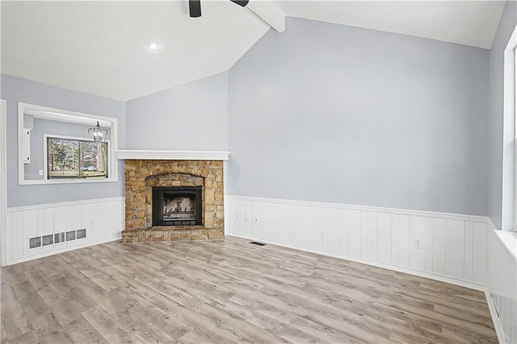 8270 Perry Street — photo 5