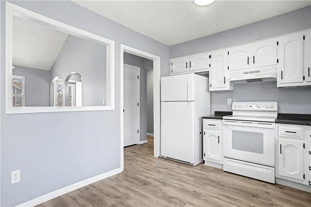 8270 Perry Street — photo 10