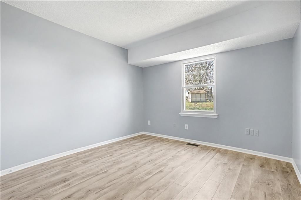 8270 Perry Street — photo 12