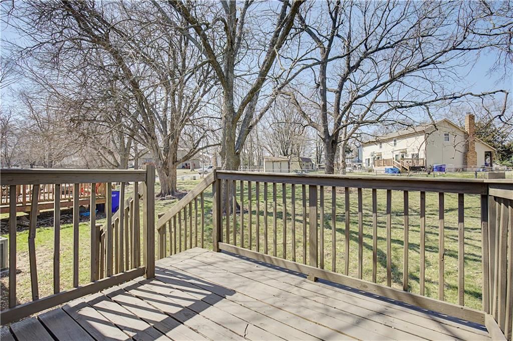 8270 Perry Street — photo 26