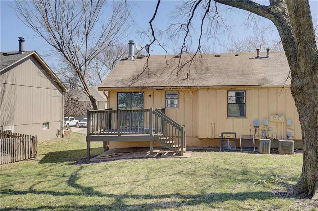 8270 Perry Street — photo 28