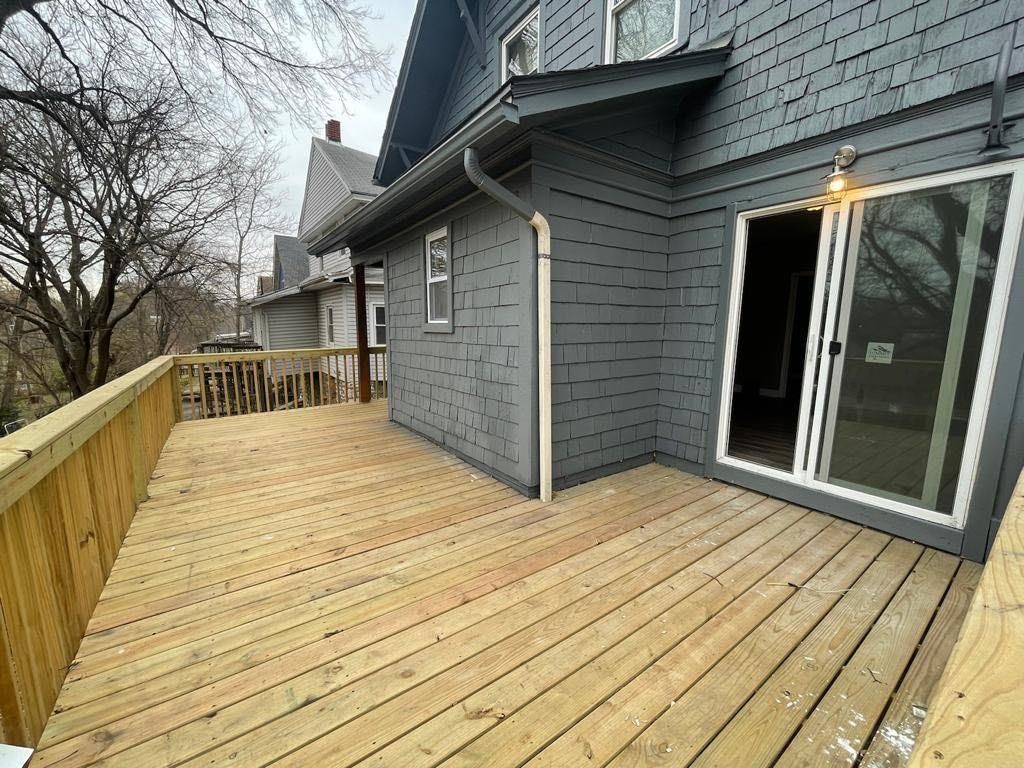 1025 Waverly Avenue — photo 5