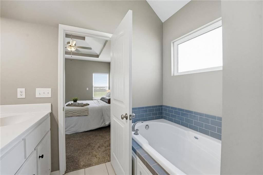 10202 N Quincy Avenue — photo 20