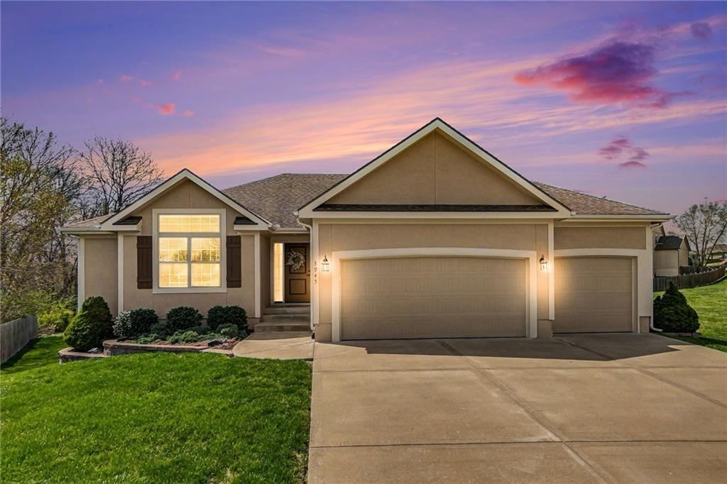 3945 NW 97th Street, Kansas City, MO