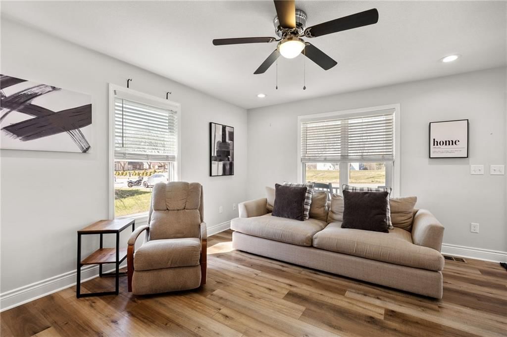 411 E McPherson Street — photo 11